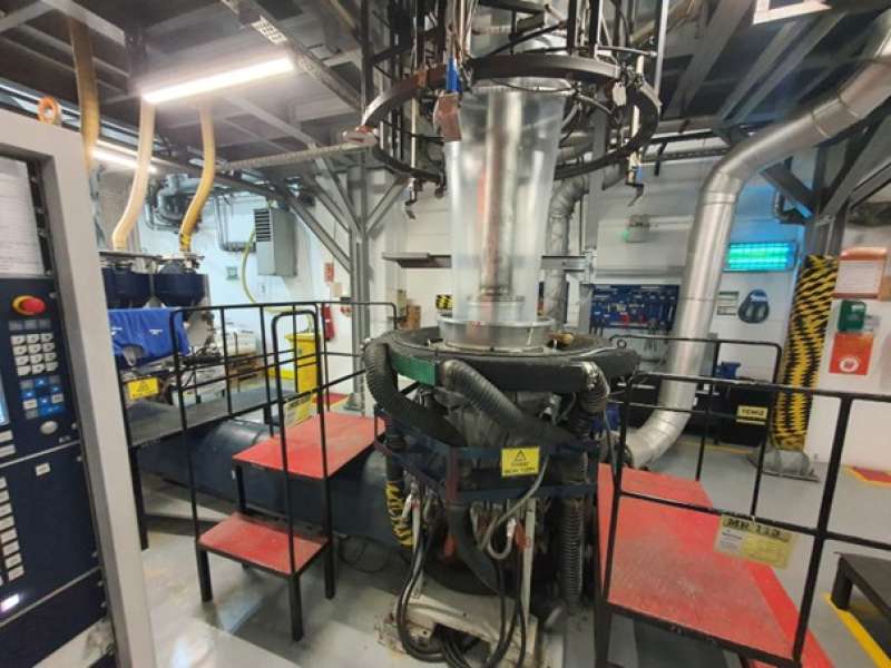 Kiefel blown film extrusion line E26001 1