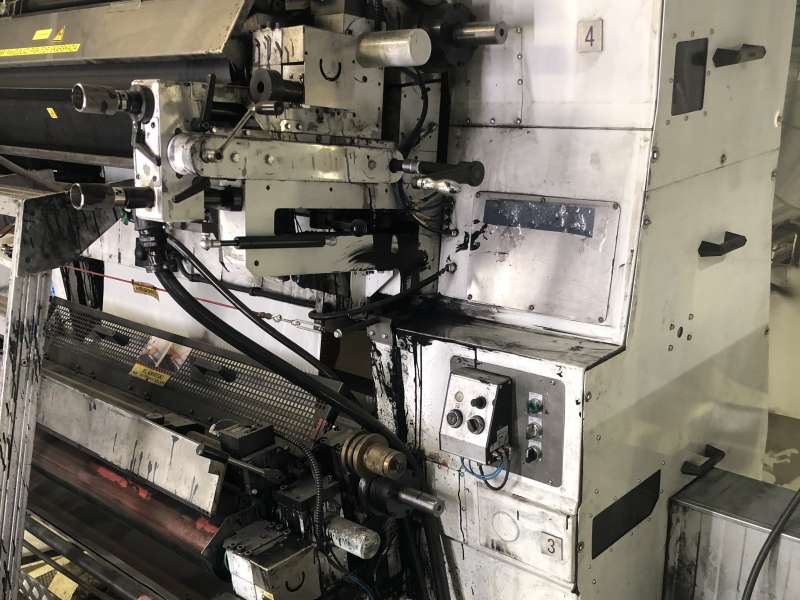 Tresu stack 4=4柔版印刷机