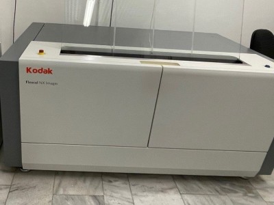 Impresora de imágenes de placa media Kodak Flexcel NX P24002