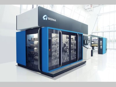 During DRUPA inspecting a SOMA Optima 1 in production